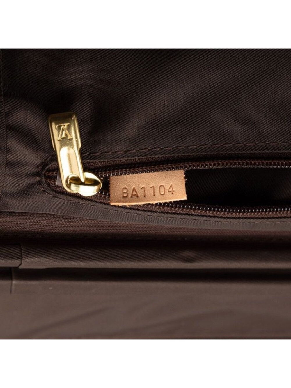 Louis Vuitton Monogram Zephyr 70 Brown Leather Pouch - Picture 7 of 7